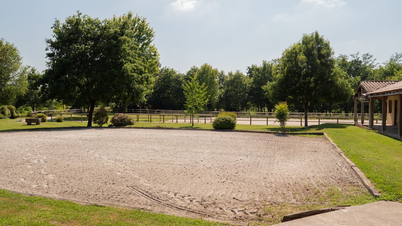 AS CAVALIERS PROPRIETAIRES DES CASSOU — photo 1