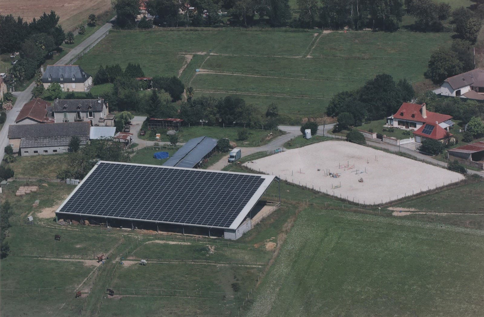 ASSOCIATION DE L ECURIE DE MOMY — photo 1