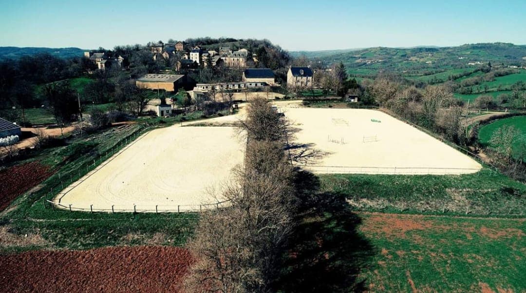 CENTRE EQUESTRE DE BRIOUNAS — photo 1