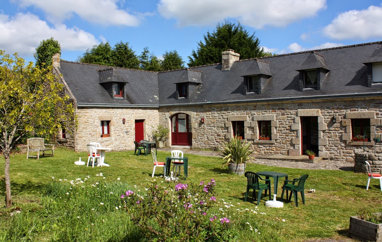 DOMAINE DE LESVANIEL — photo 1