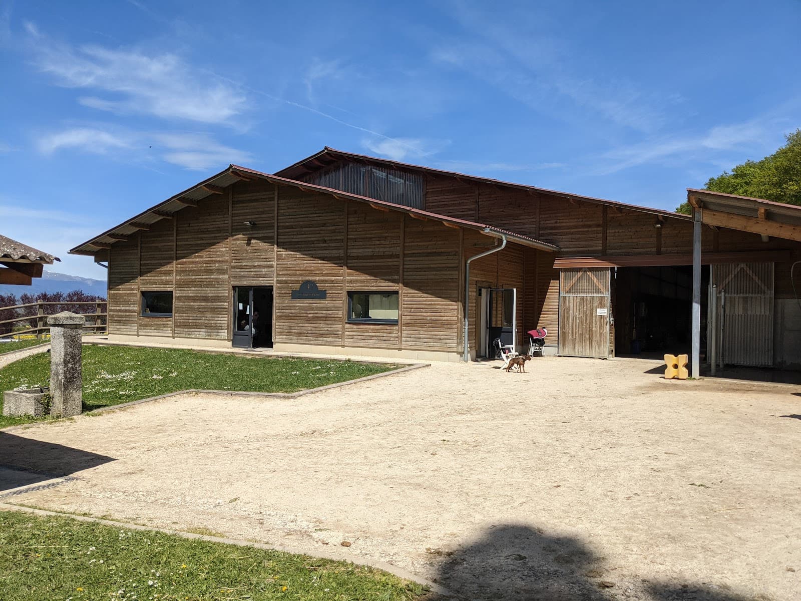 EARL LES ECURIES DU FORT — photo 1