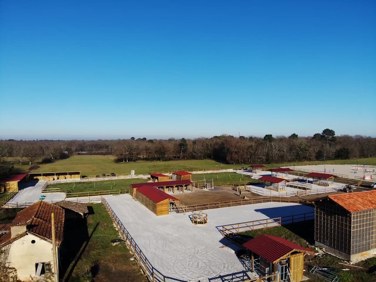 ECURIE ACTIVE DOMAINE DE COULOMB — photo 1