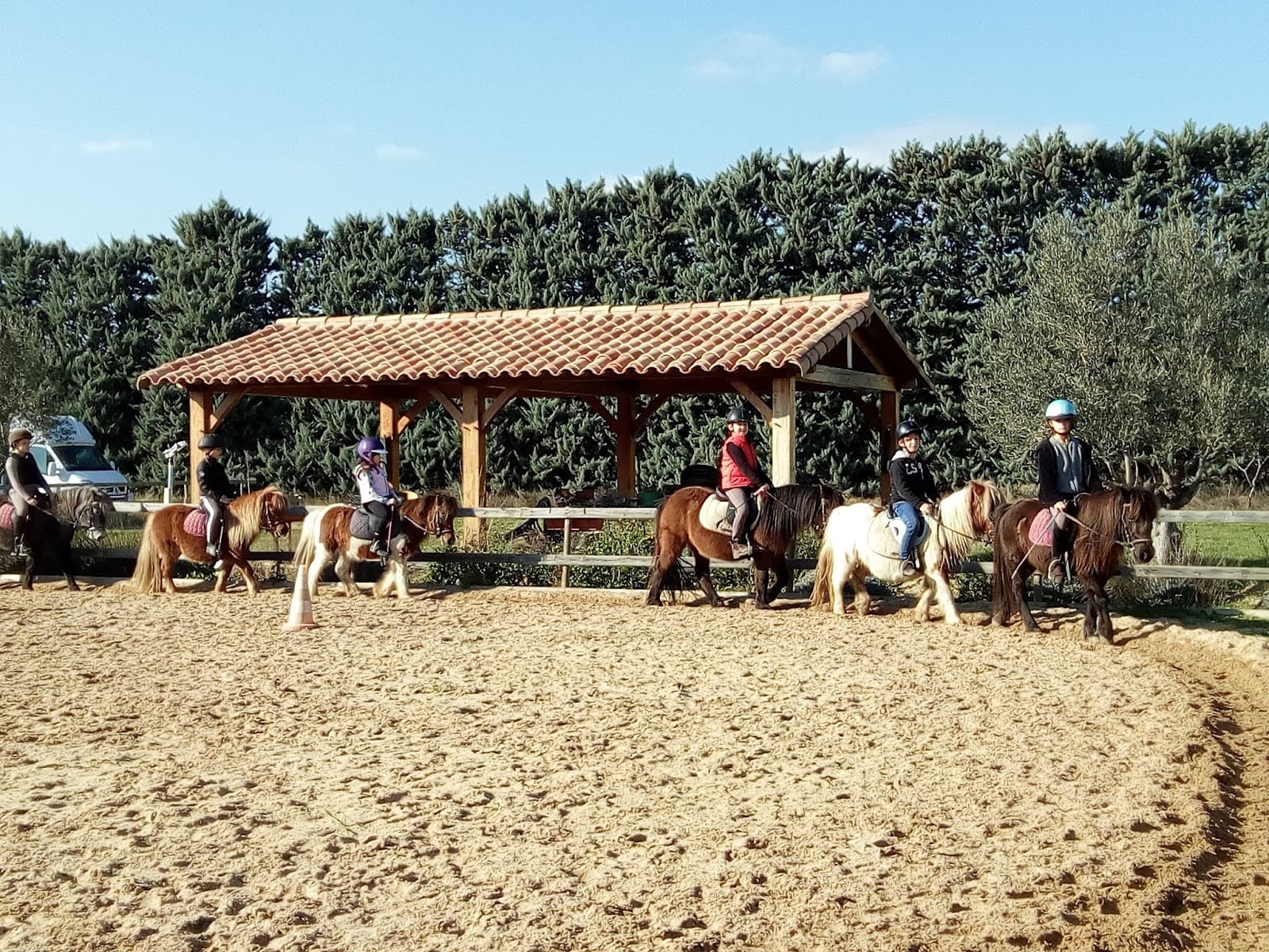 ECURIES DE FONT CLUSE — photo 1