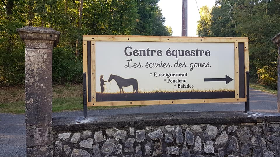 ECURIES DES GAVES — photo 1