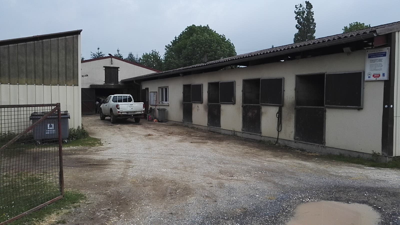 ECURIES DU PUITS DES MEZES — photo 1