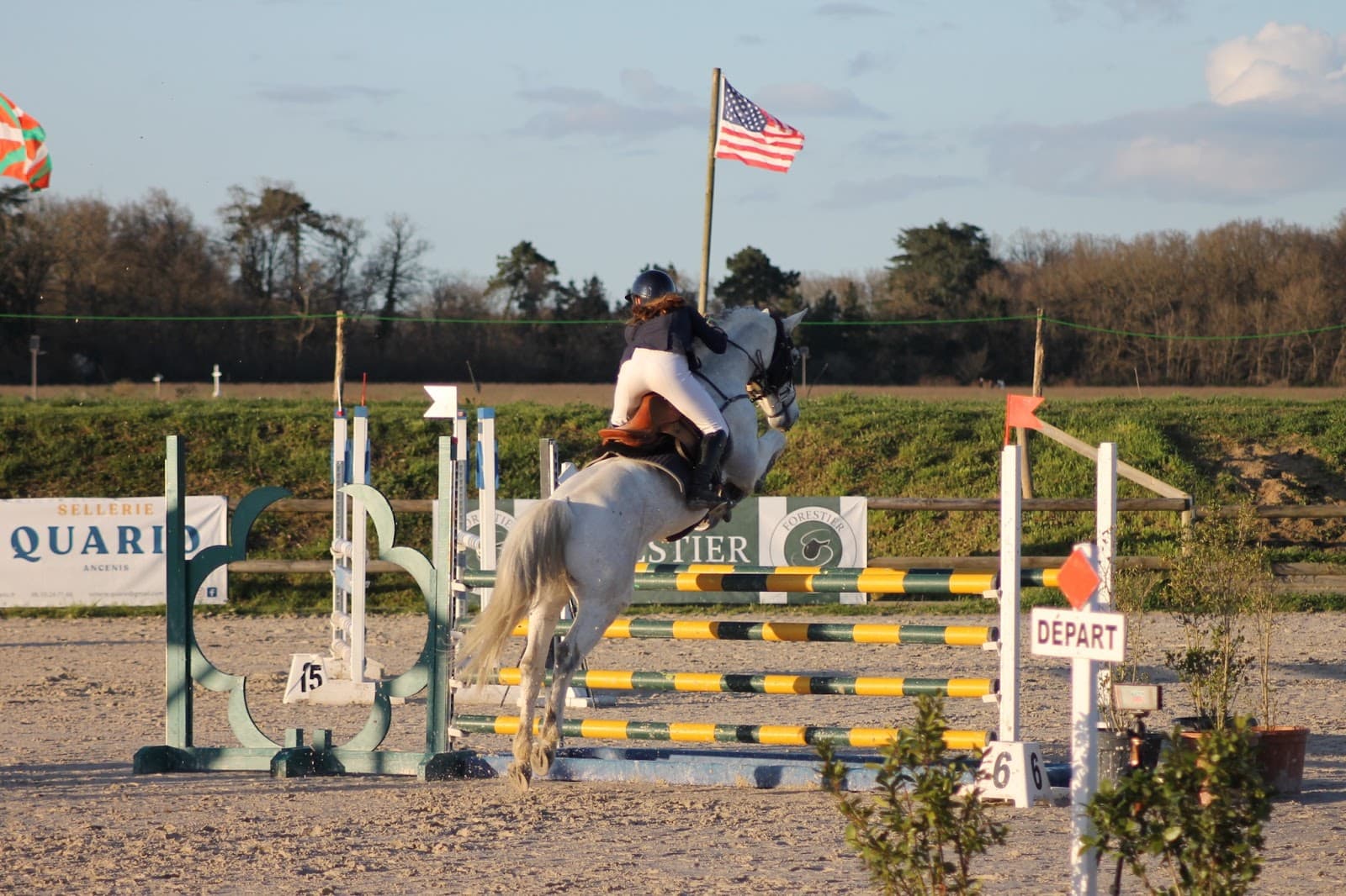 KERNEVEZ EQUITATION — photo 1