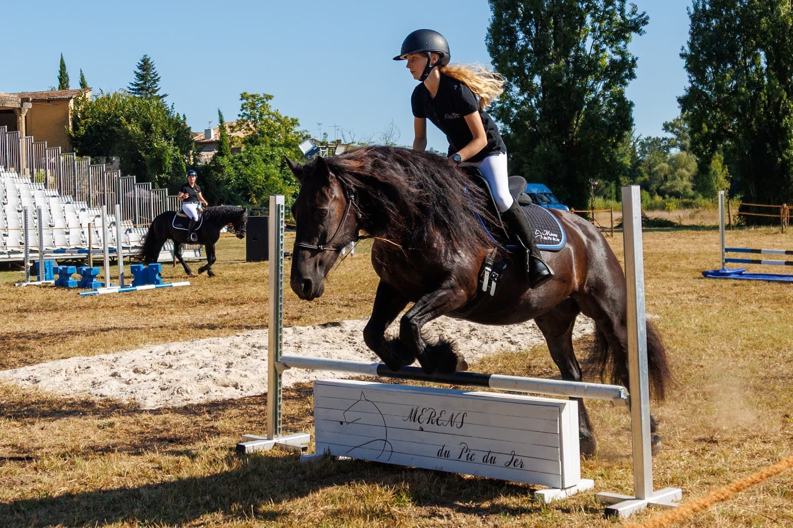 LES CAVALCADES — photo 1