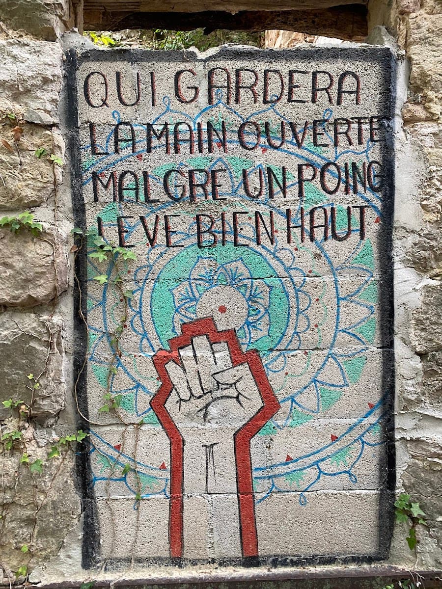LES ECURIES DU COLOMBIER — photo 1