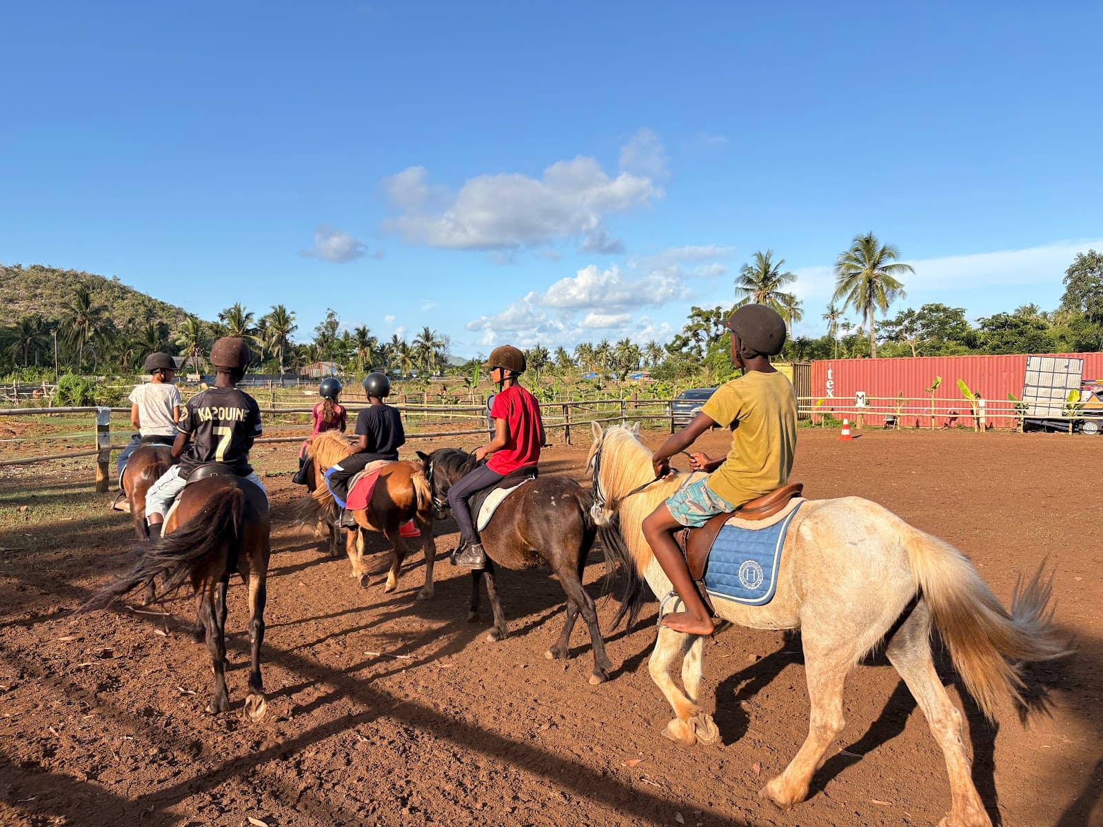 PARC EQUESTRE ET LOISIRS D HAJANGUA — photo 1