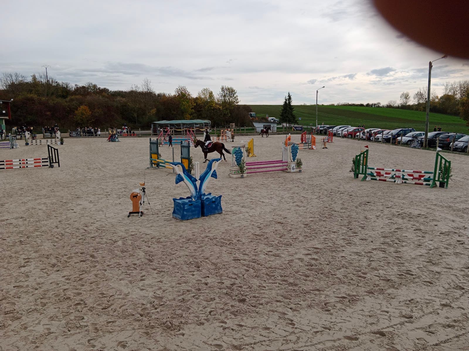 SARL ECURIES D ORCIERES — photo 1